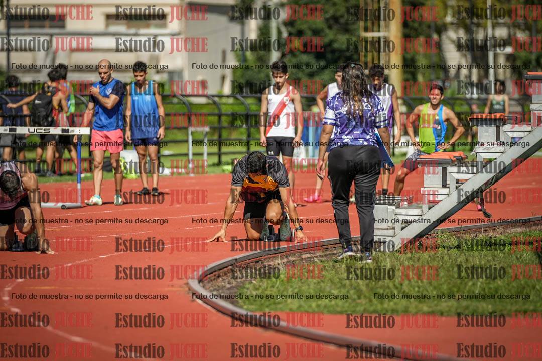 Fotos de los 200 m llanos de varones