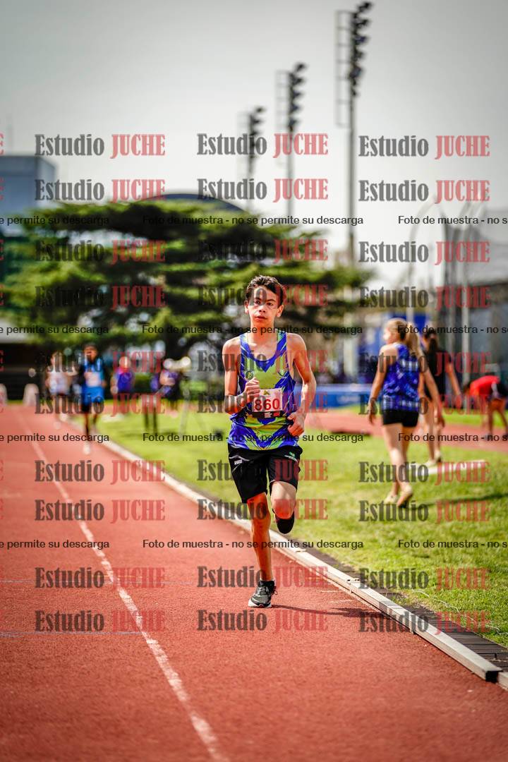 Fotos de los 600 m llanos de varones