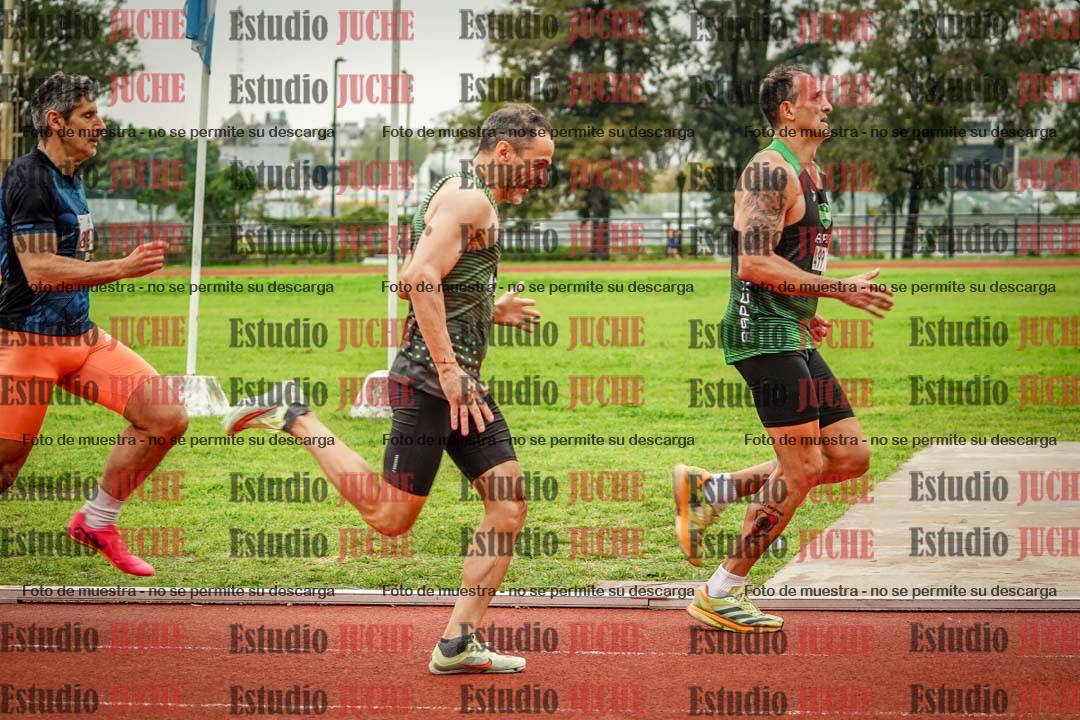 Fotos de los 800 m llanos de varones
