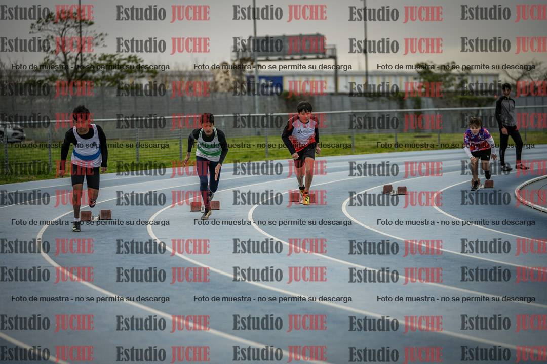 Fotos de los 150 m llanos de varones - U14