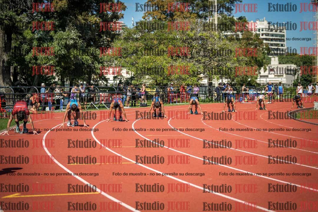 Fotos de los 200 m llanos de varones