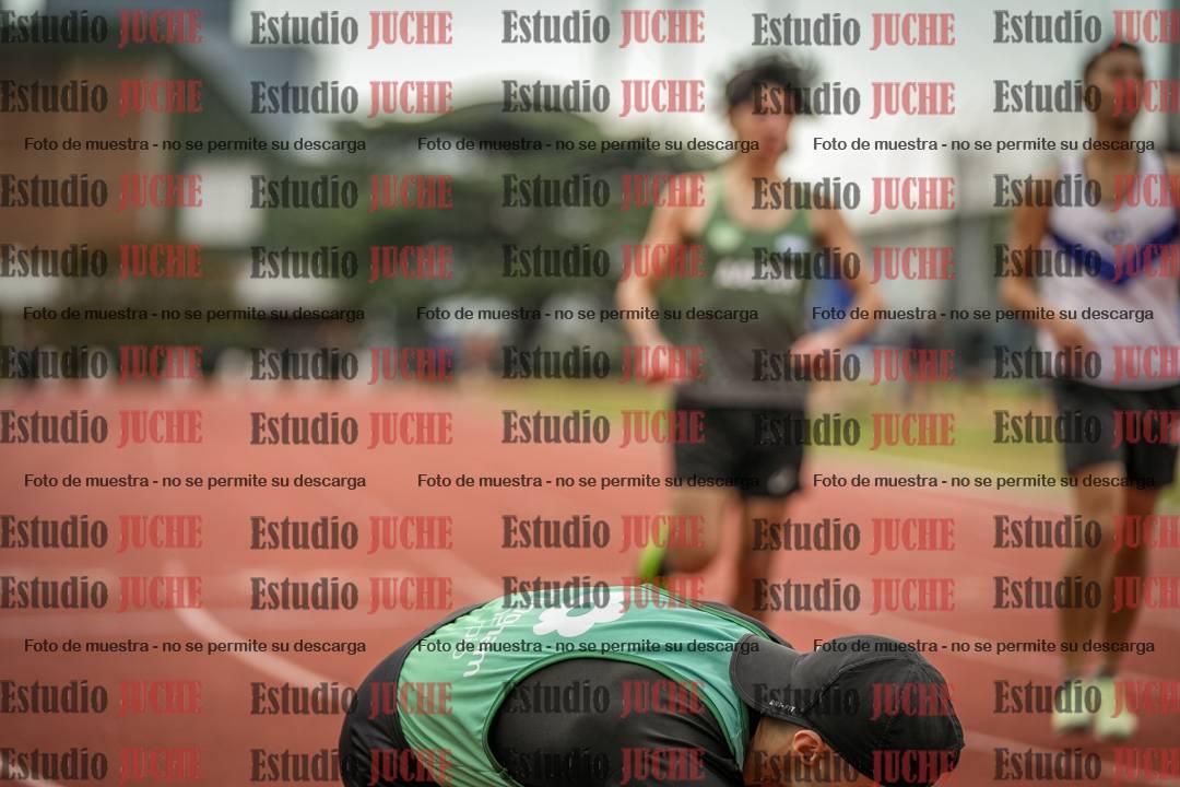 Fotos de los 400 m llanos de varones