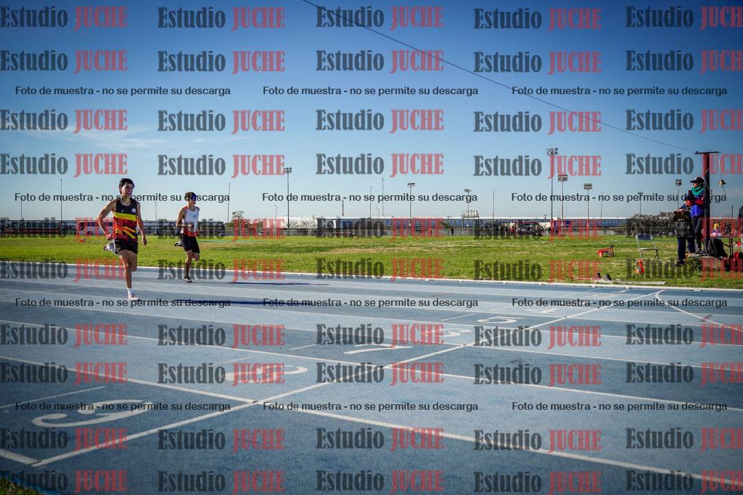Fotos de los 400 m llanos de varones