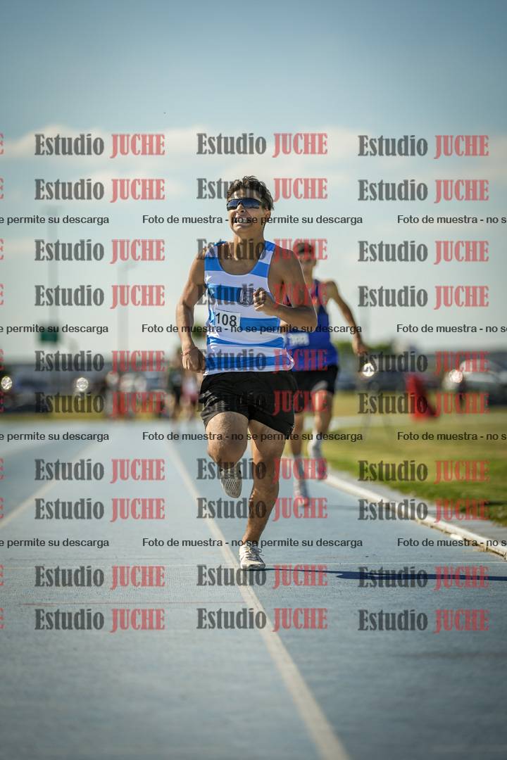 Fotos de los 600 m llanos de varones
