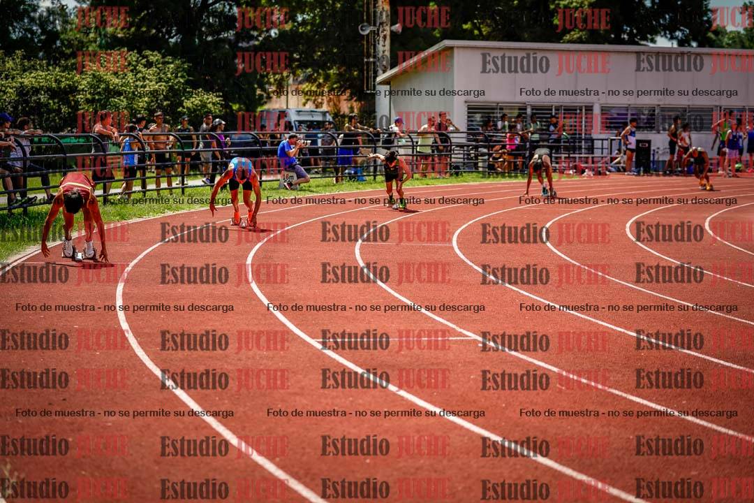 Fotos de los 400 m llanos de varones