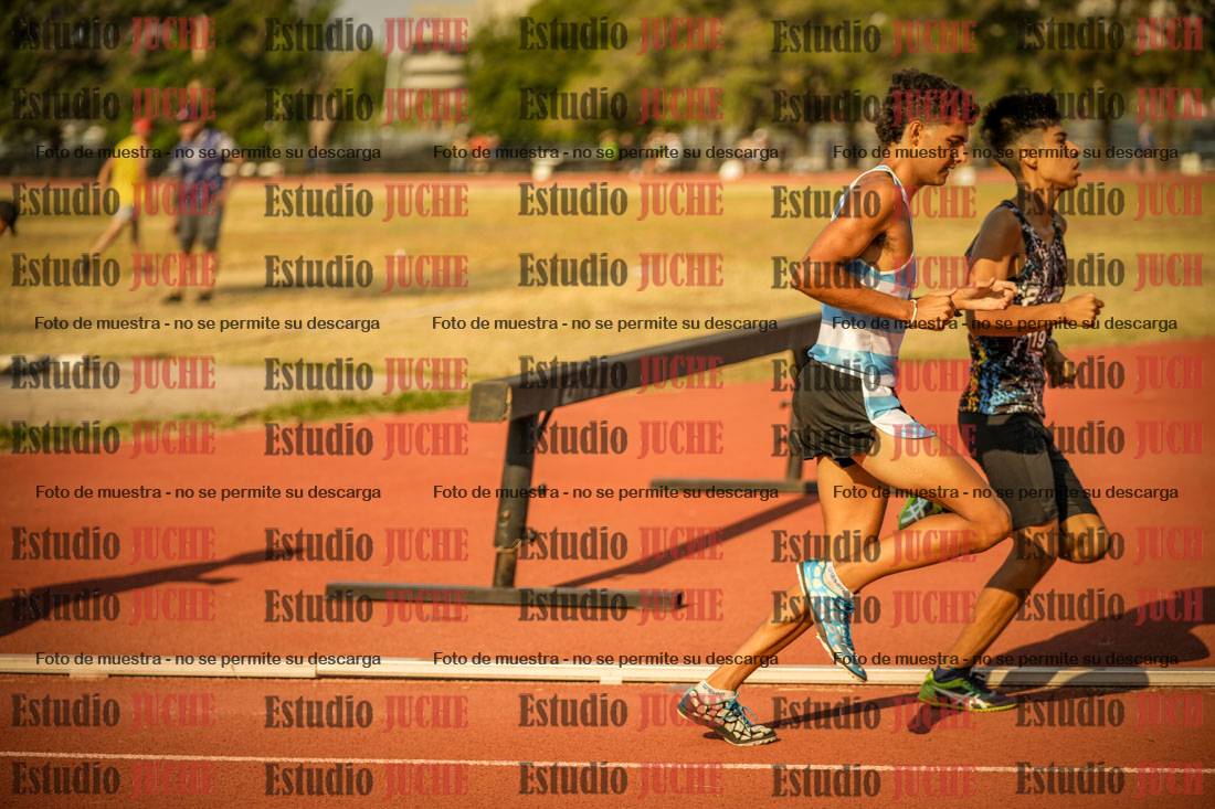 Fotos de los 1500 m llanos de varones