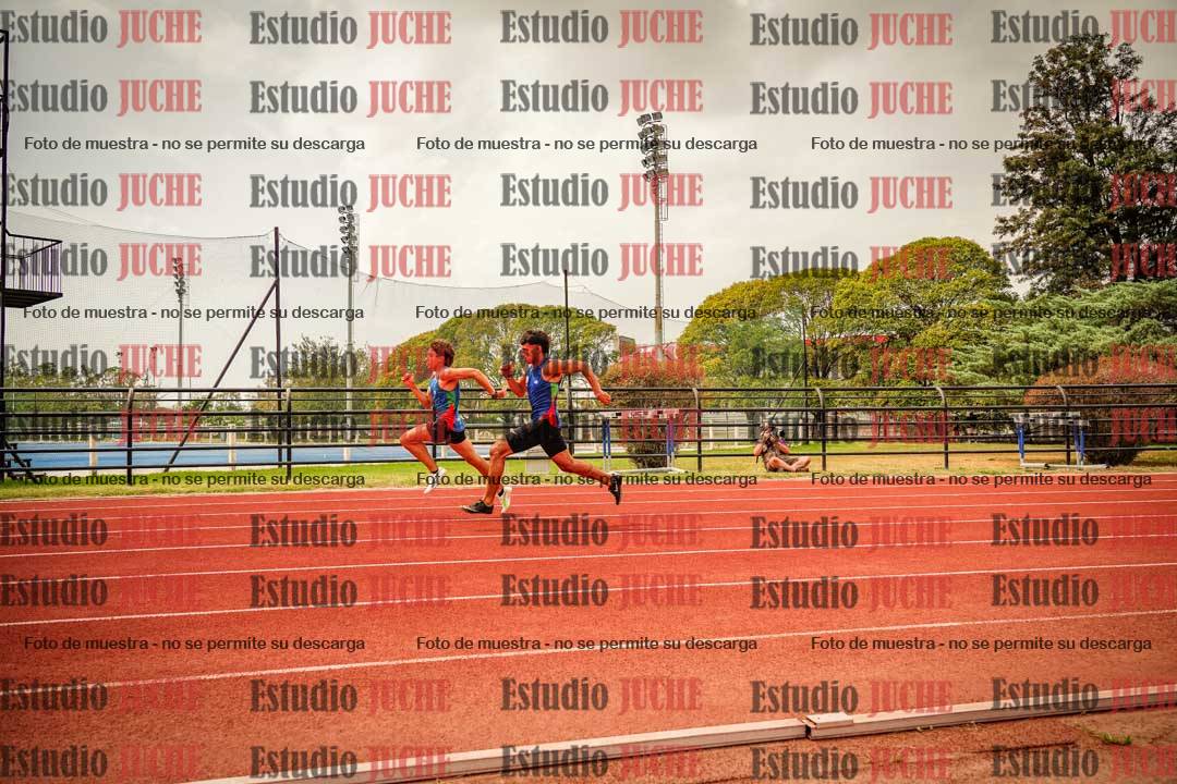 Fotos de los 200 m llanos de varones