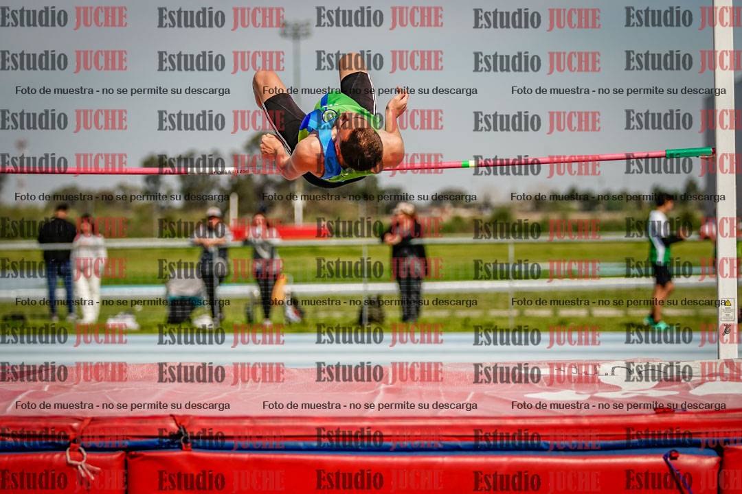 Fotos del salto en alto de varones