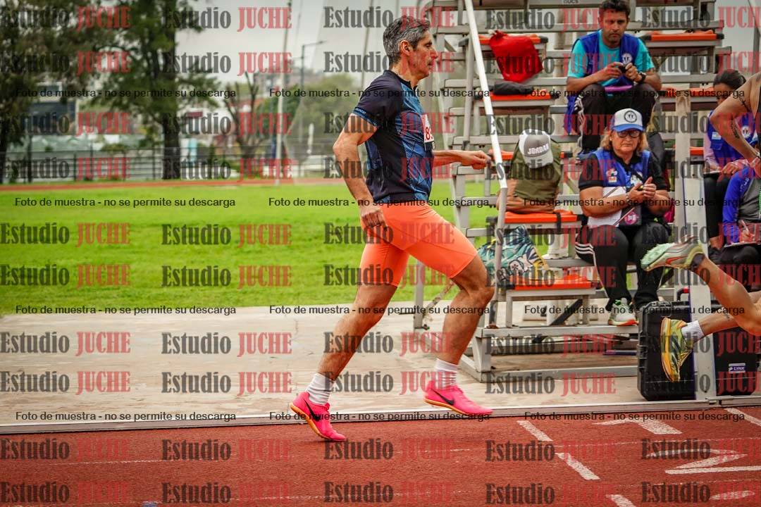 Fotos de los 800 m llanos de varones