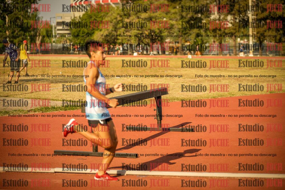 Fotos de los 1500 m llanos de varones