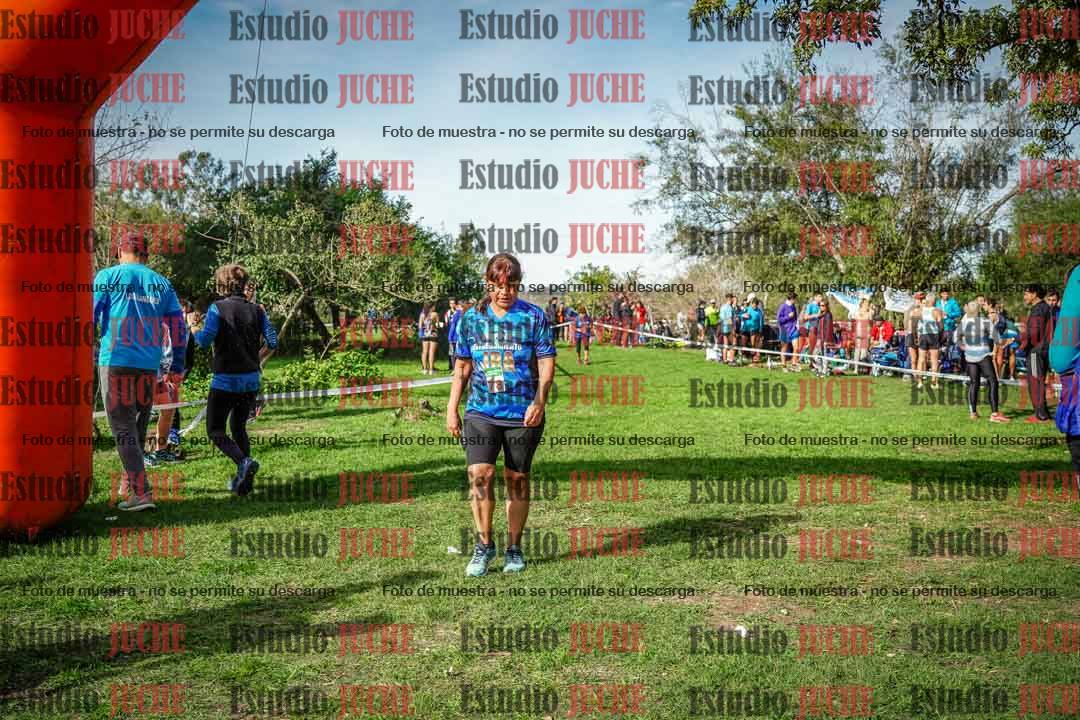 Fotos de la llegada del cross de 1500 m