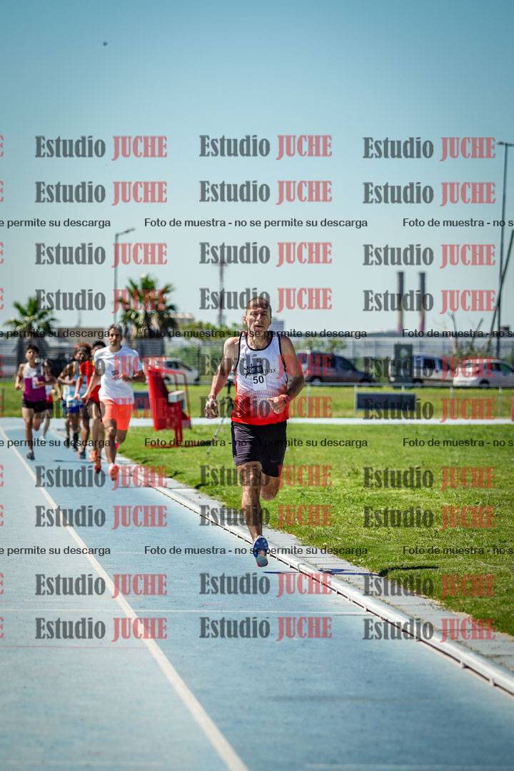 Fotos de los 800 m llanos de varones