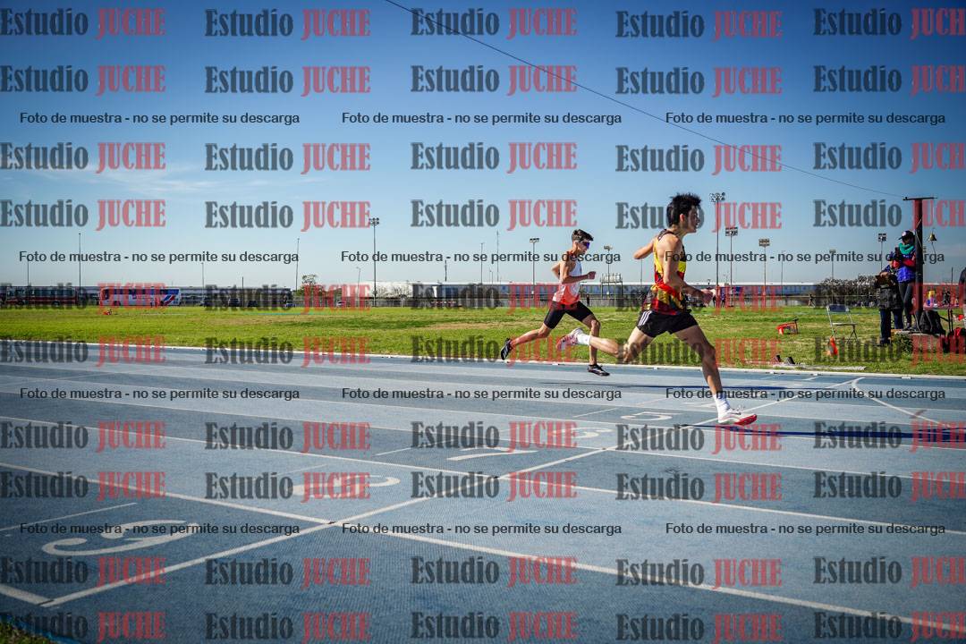 Fotos de los 400 m llanos de varones