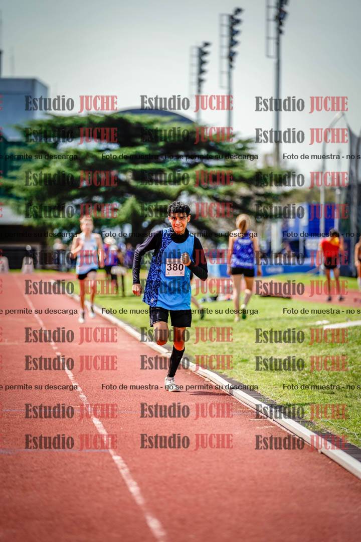 Fotos de los 600 m llanos de varones