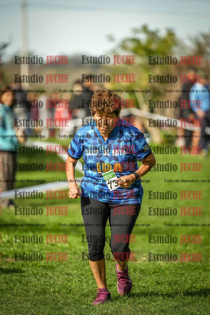Fotos de la llegada del cross de 1500 m