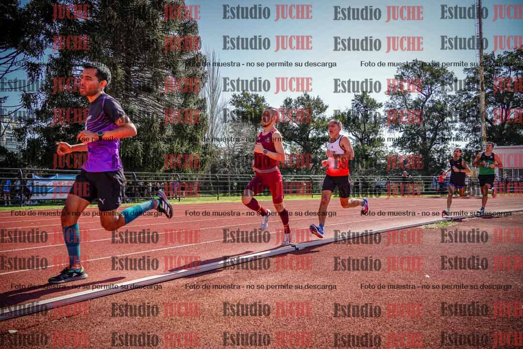 Fotos de los 1500 m llanos de varones