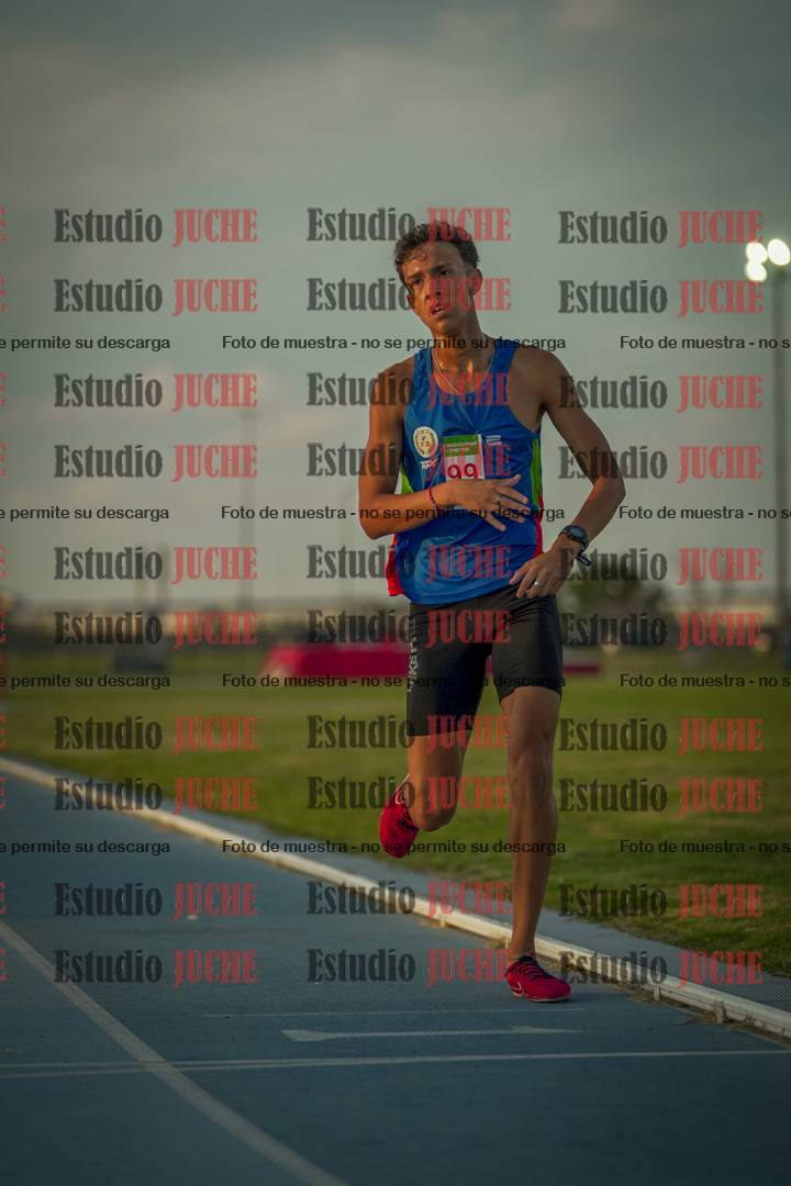 Fotos de los 3000 m llanos de varones