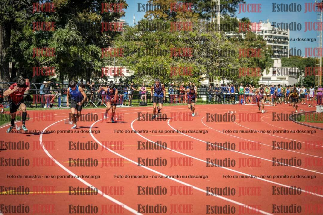 Fotos de los 200 m llanos de varones