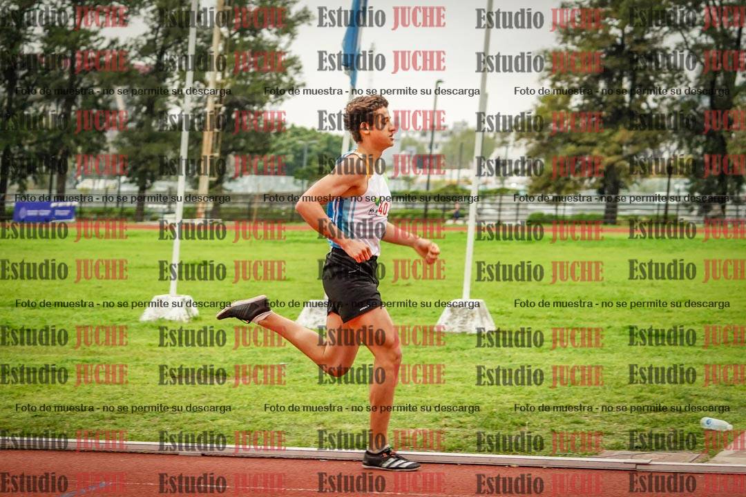 Fotos de los 800 m llanos de varones