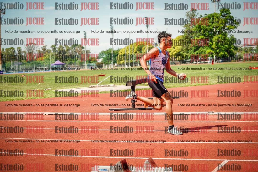 Fotos de los 400 m llanos de varones
