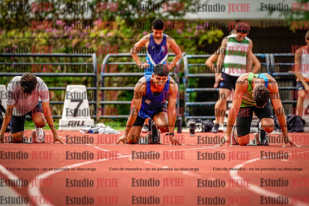 Fotos de los 100 m llanos de varones - FINAL
