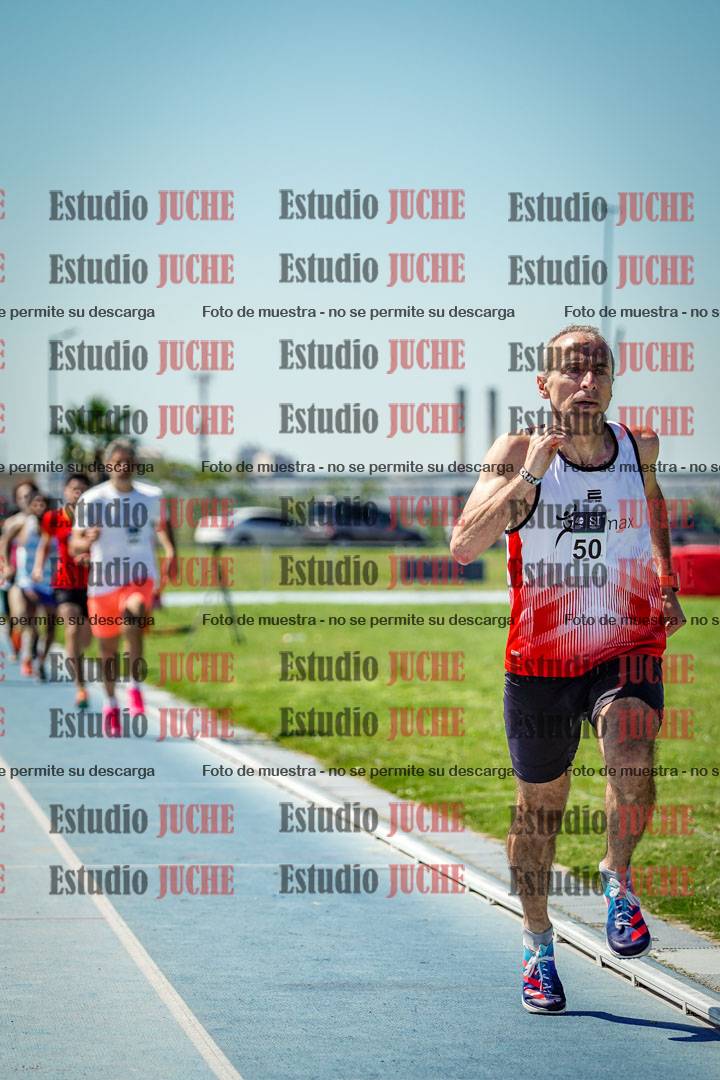 Fotos de los 800 m llanos de varones