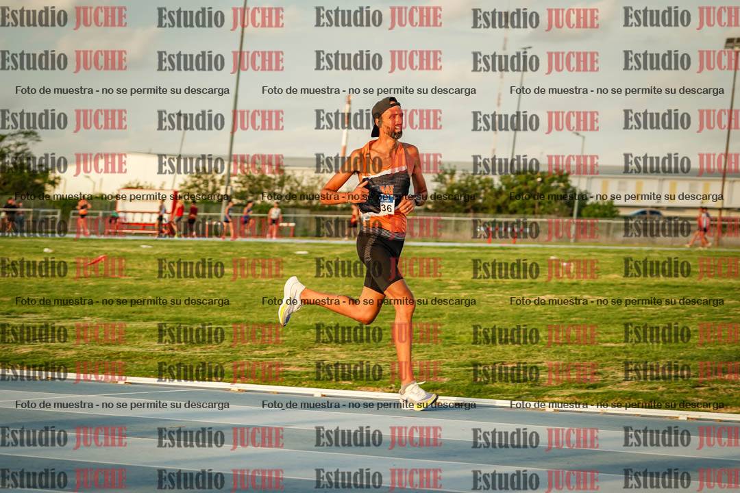 Fotos de los 3000 m llanos de varones