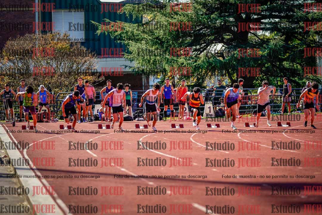 Fotos de los 100 m llanos de varones