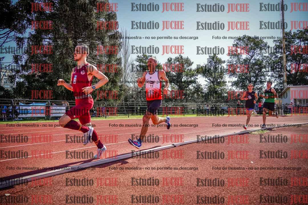 Fotos de los 1500 m llanos de varones