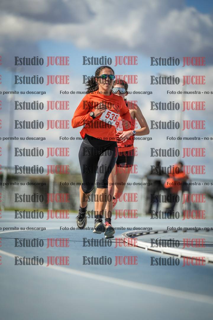 Fotos de los 5000 m llanos de mujeres