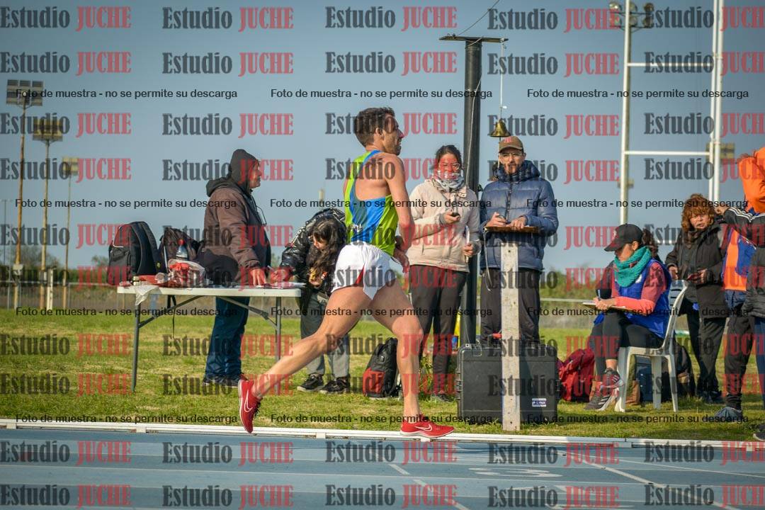 Fotos de los 3000 m llanos de varones