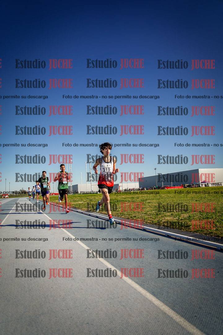 Fotos de los 2000 m llanos de varones