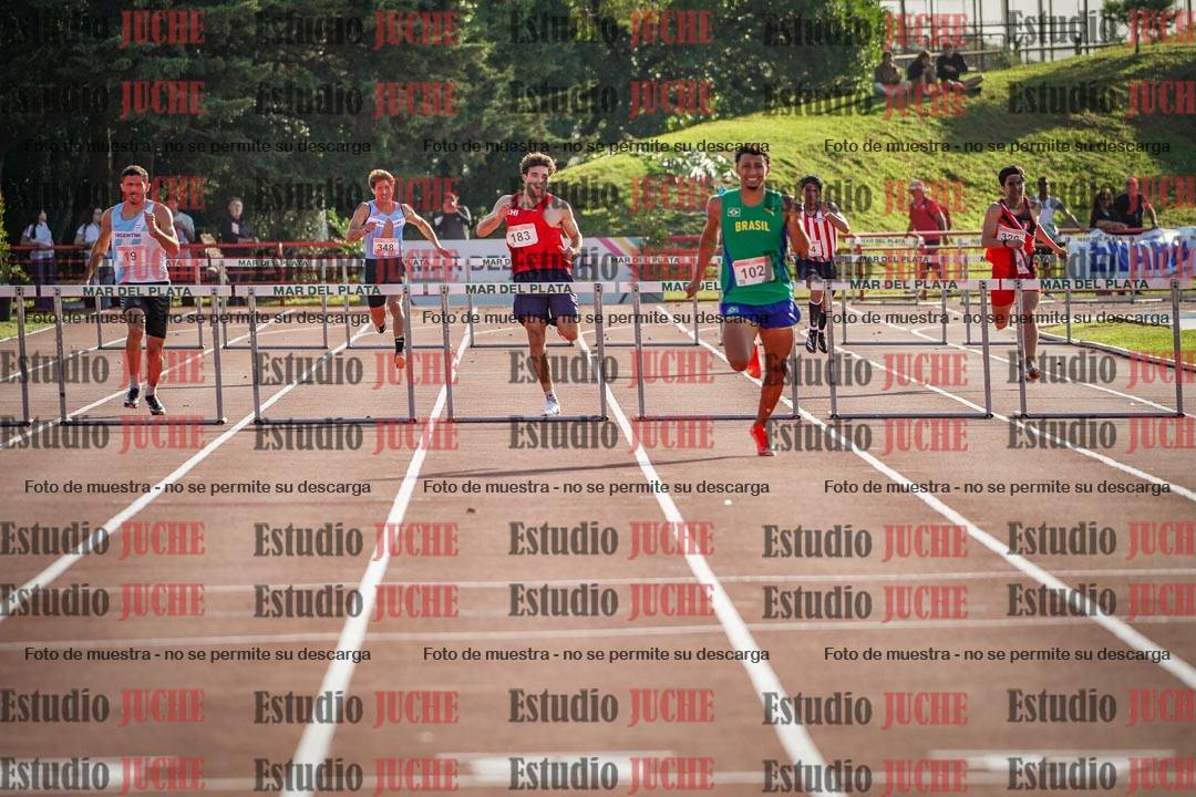 Fotos de los 400 m con vallas de varones