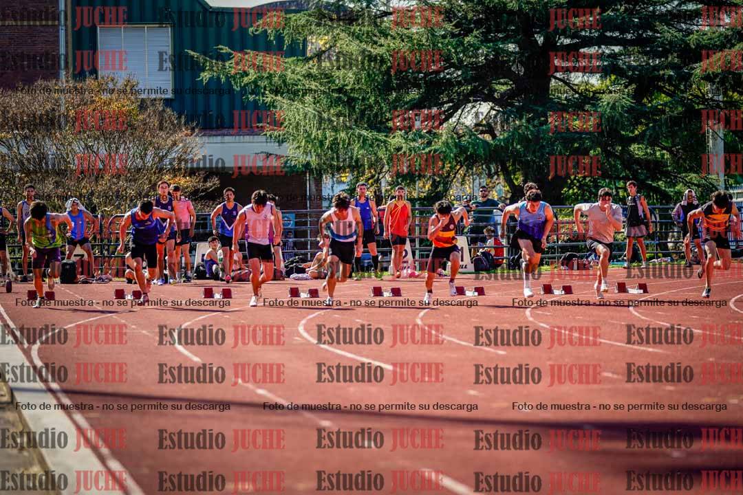 Fotos de los 100 m llanos de varones