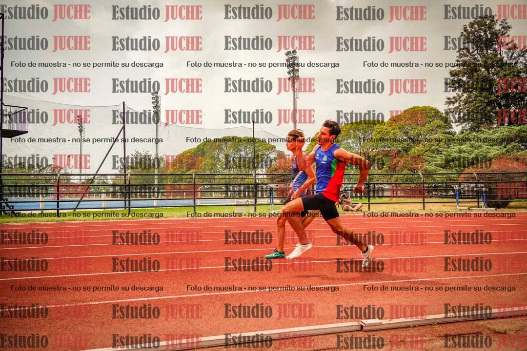 Fotos de los 200 m llanos de varones
