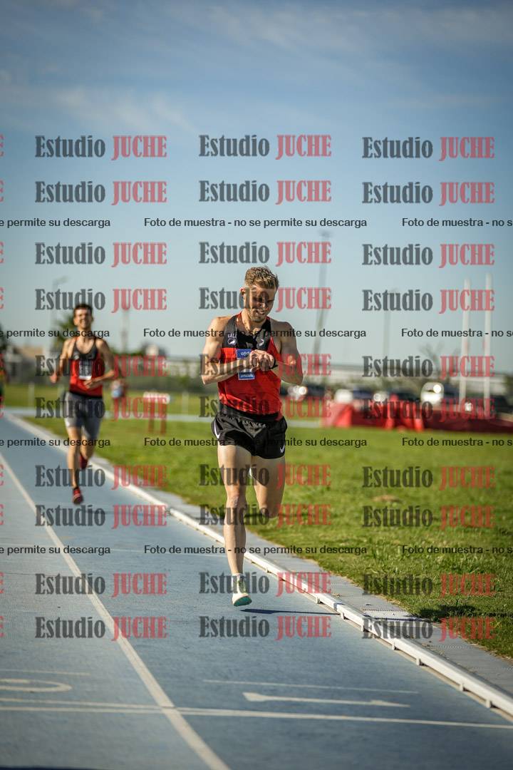 Fotos de los 1500 m llanos de varones