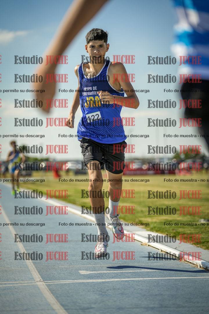 Fotos de los 600 m llanos de varones