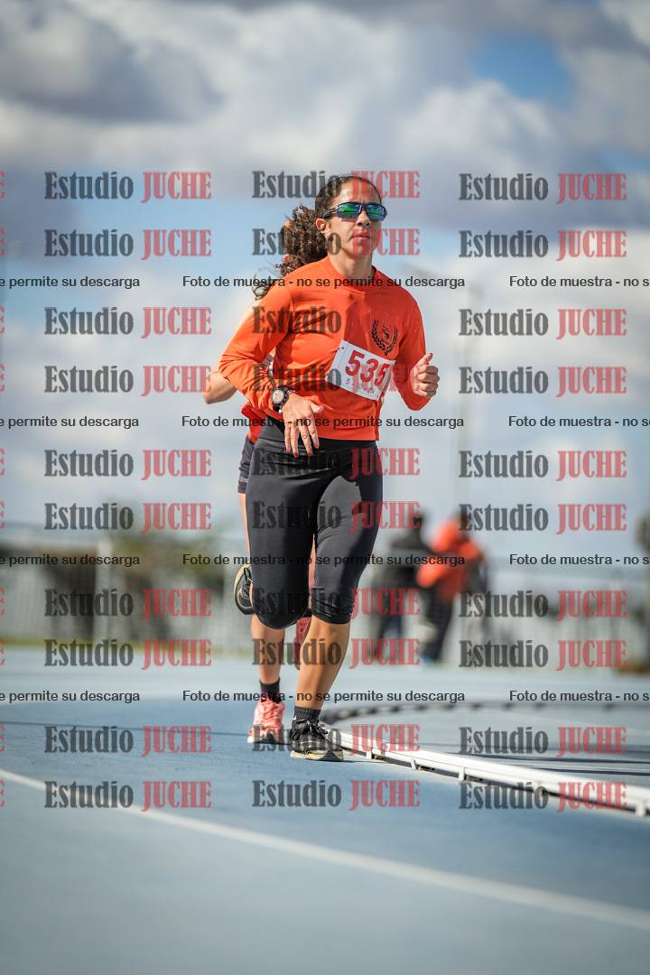 Fotos de los 5000 m llanos de mujeres