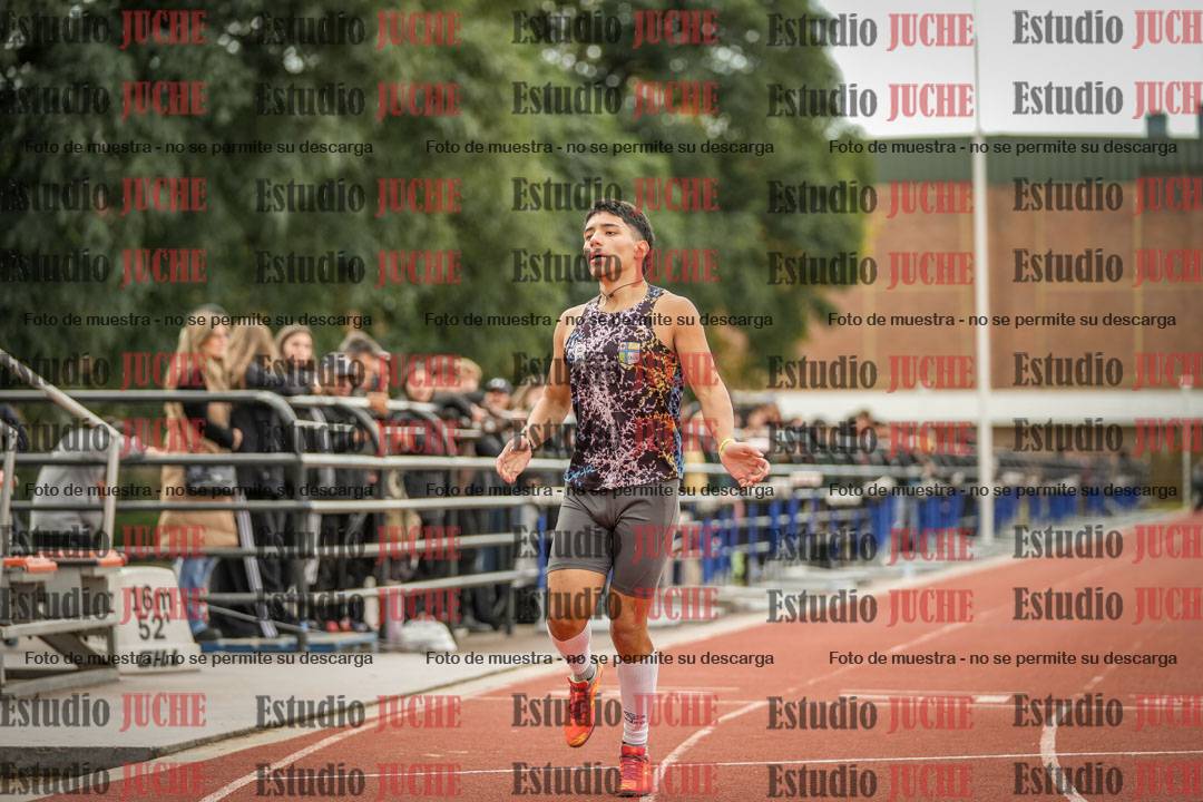 Fotos de los 400 m llanos de varones