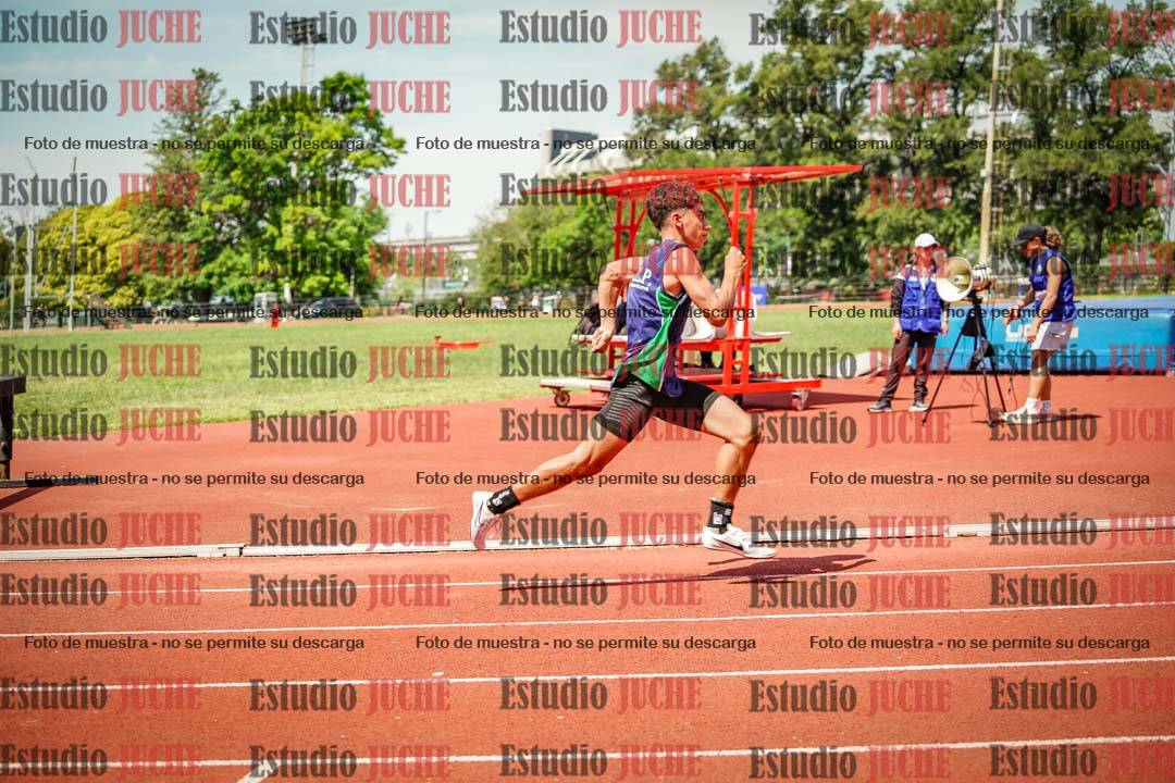 Fotos de los 400 m llanos de varones