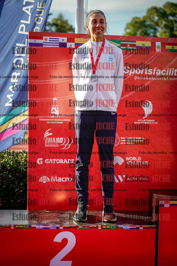Fotos de algunos extras y podios del día 2