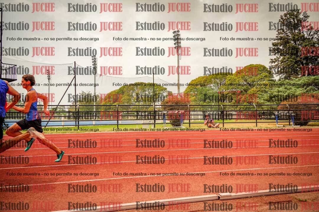 Fotos de los 200 m llanos de varones