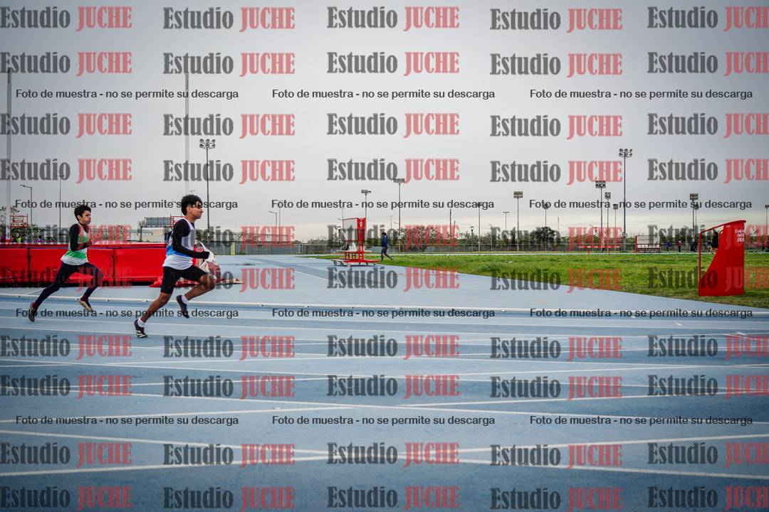 Fotos de los 150 m llanos de varones - U14