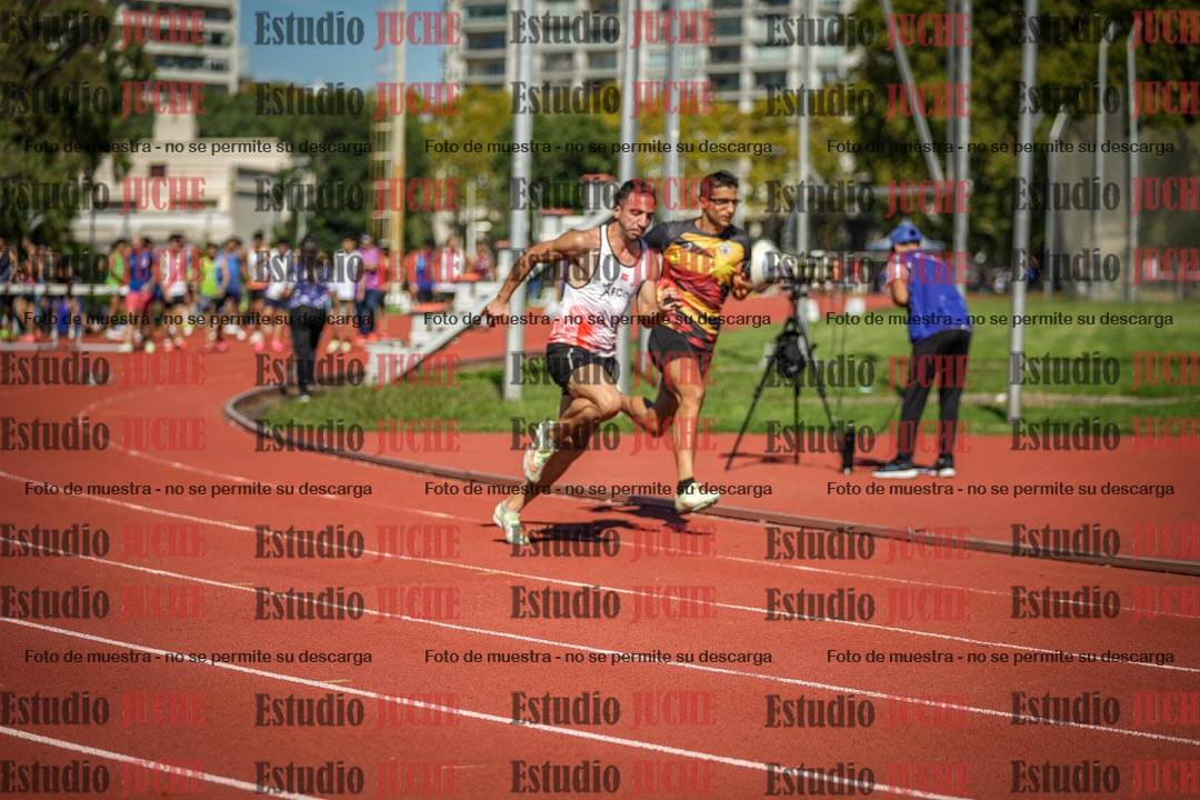 Fotos de los 200 m llanos de varones