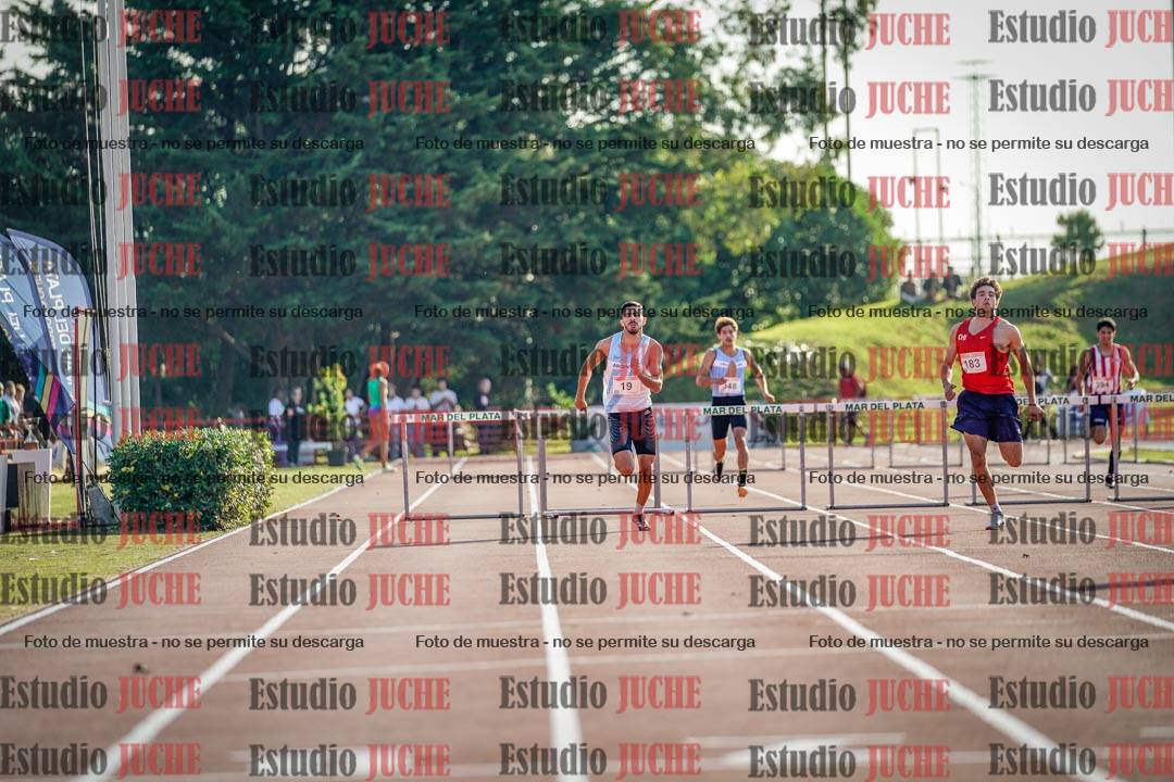 Fotos de los 400 m con vallas de varones