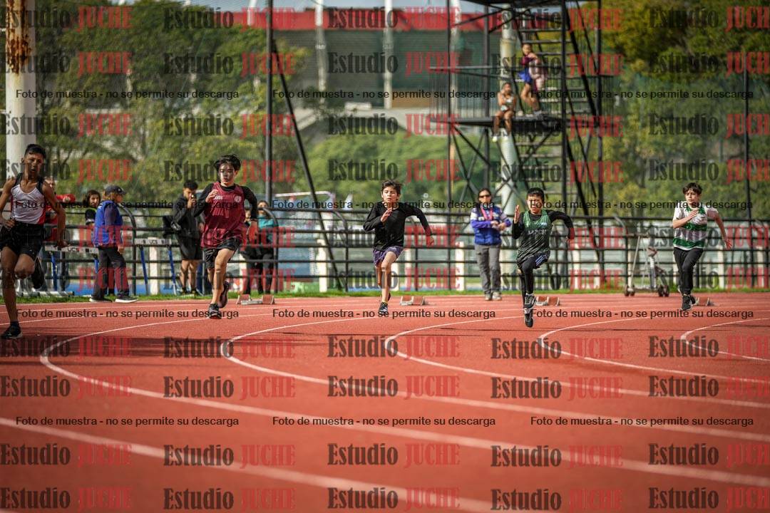 Fotos de los 150 m llanos de varones