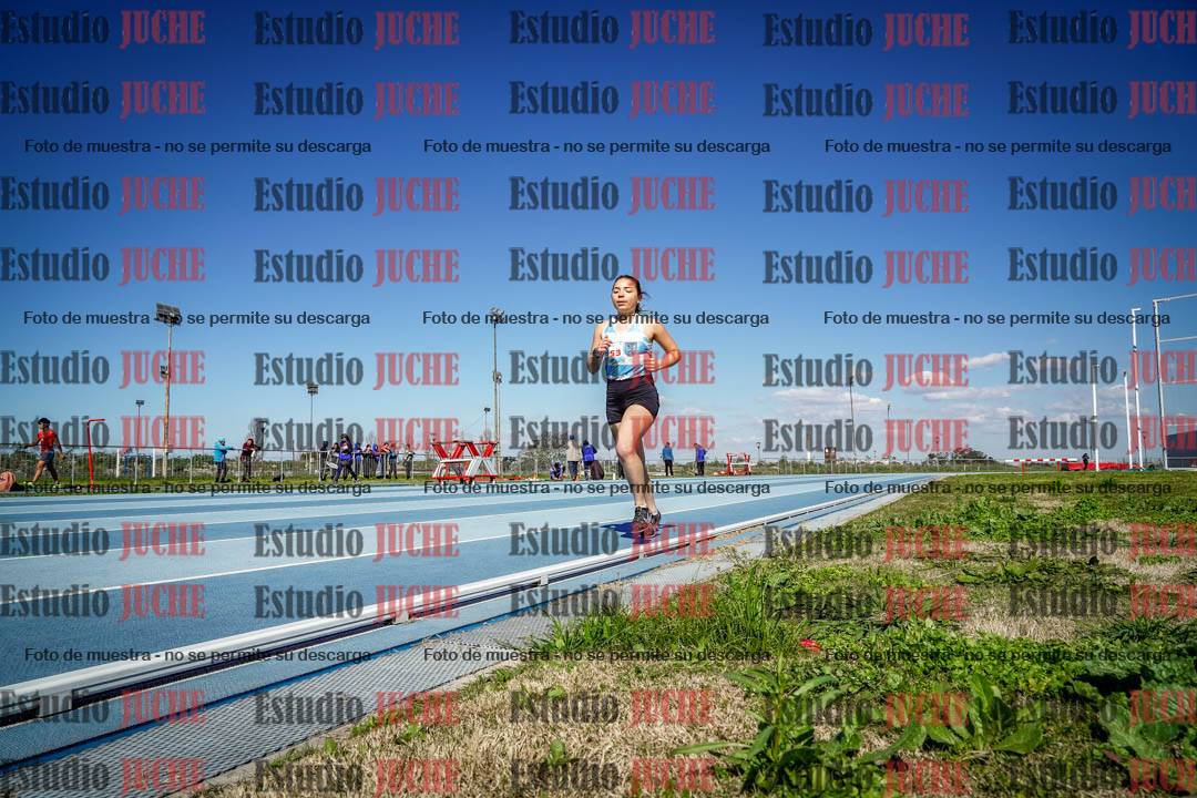 Fotos de los 5000 m llanos de mujeres y varones