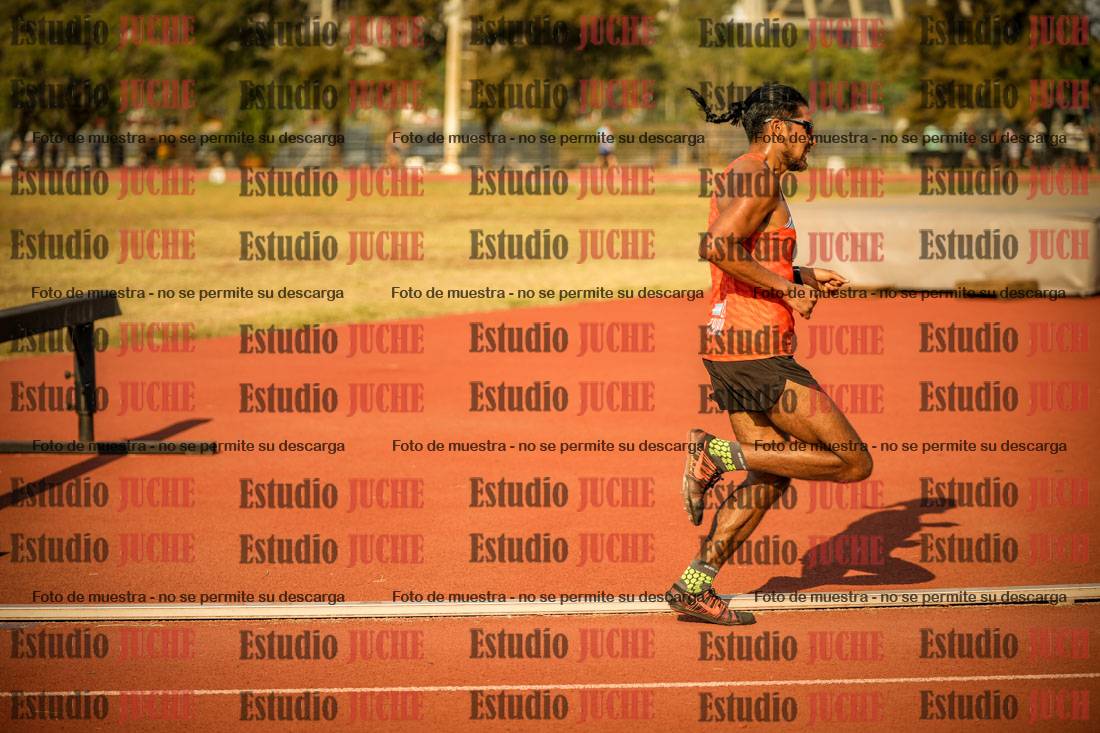 Fotos de los 1500 m llanos de varones