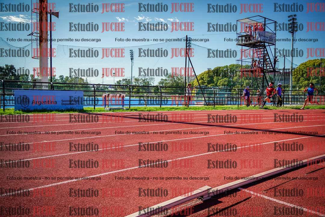 Fotos de los 200 m llanos de varones