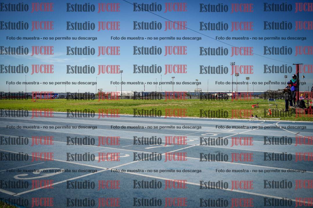 Fotos de los 400 m llanos de varones